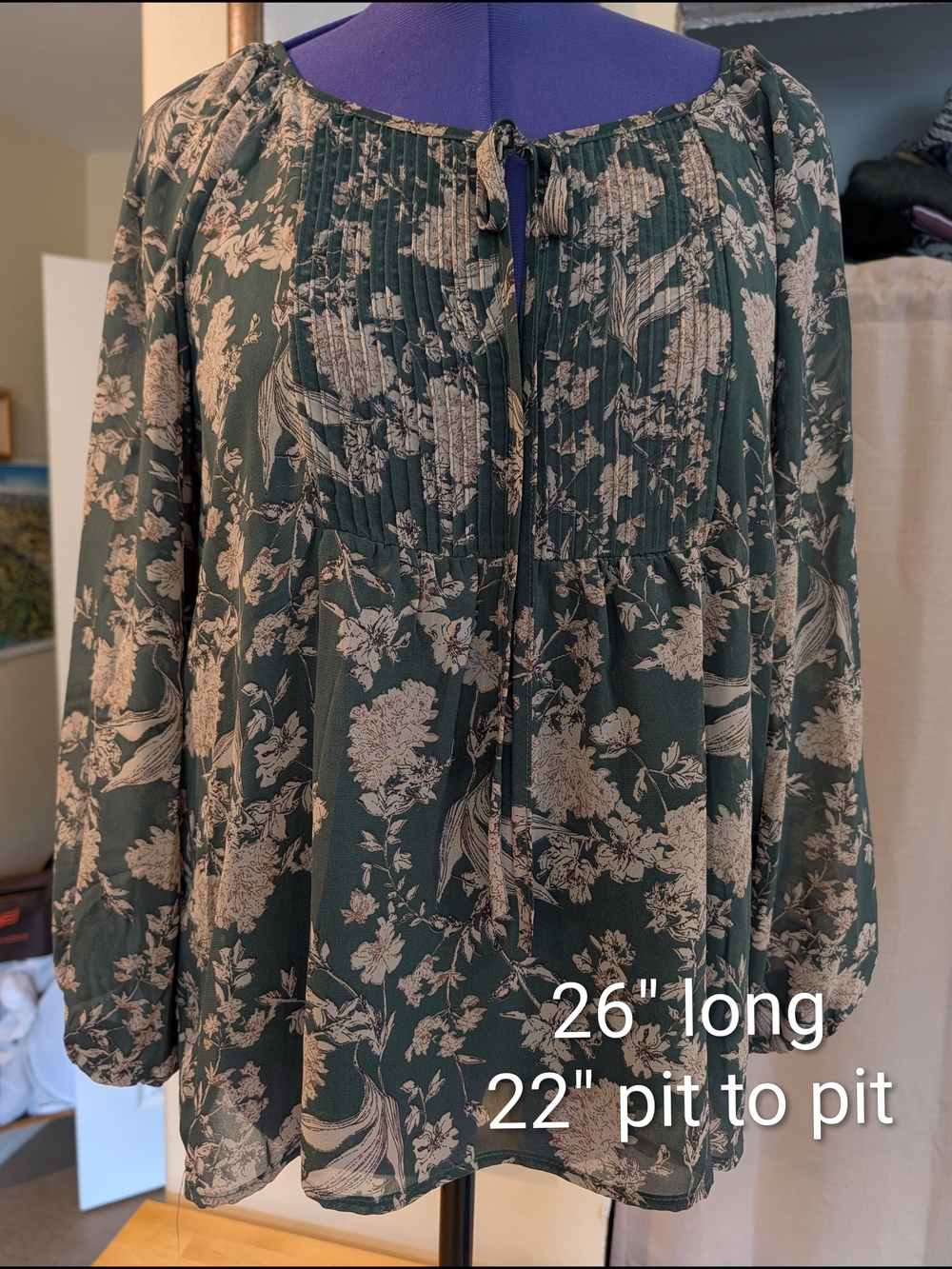 She + Sky Green Floral Peasant Blouse